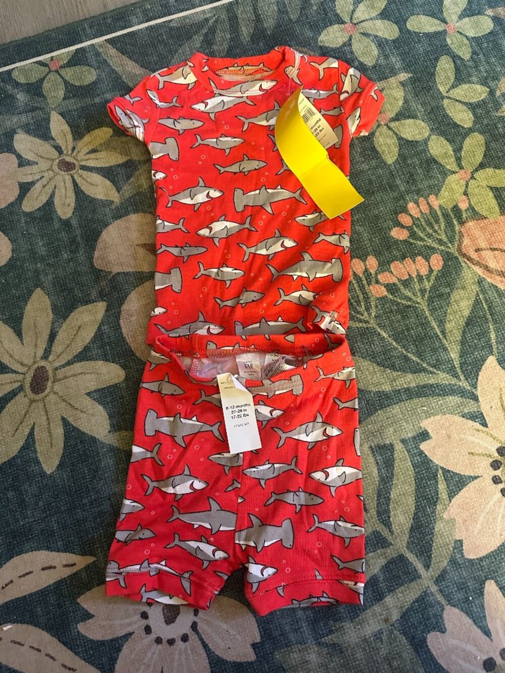 Baby Gap Shark 2-Piece Pajama Set 6-12 Months NWT